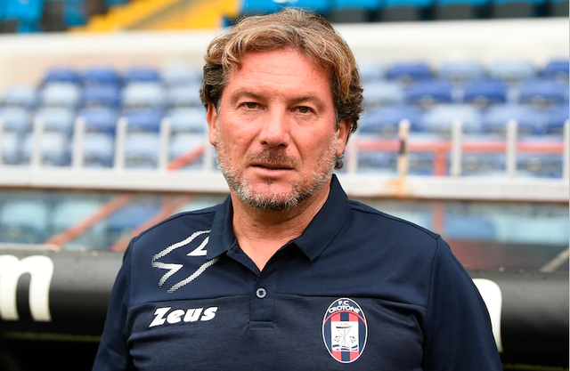 克罗托内主场大胜，终结连败颓势