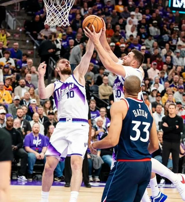 开拓者将对决爵士，必将上演激烈碰撞