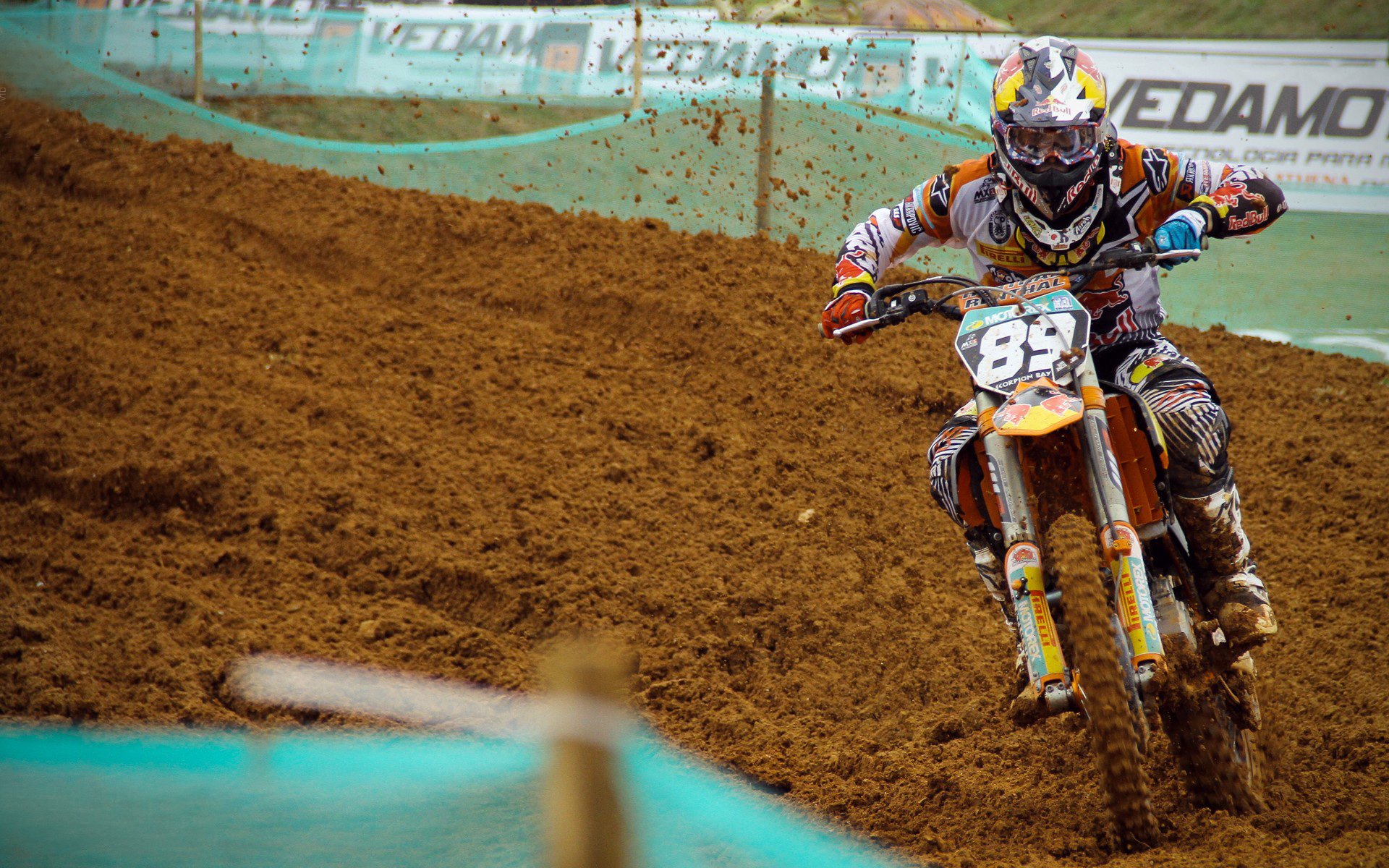 IM体育注册链接-德甲争冠战之夜，莫兰特连续得分拉开差距